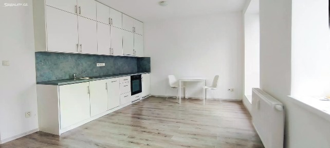 Prodej bytu 1+kk 31 m² Višňová, Milovice - Mladá