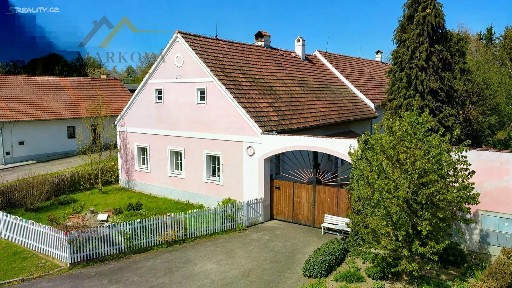 Prodej rodinného domu 312 m², pozemek 3167 m² Záboří