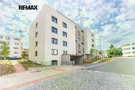 Prodej bytu 2+kk 50 m² Nová Tesla, Pardubice - Pardubičky