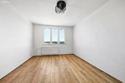 Pronájem bytu 1+1 36 m² Sokolovská, Plzeň - Severní Předměstí