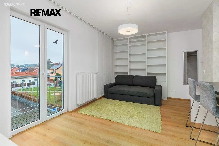 Pronájem bytu 2+kk 40 m² Brigádnická, Zbůch