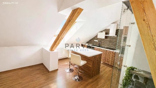 Pronájem bytu 2+kk 50 m² Francouzská třída, Plzeň - Východní Předměstí