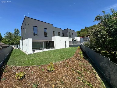 Prodej rodinného domu 244 m², pozemek 477 m² Hornocholupická, Praha - Modřany
