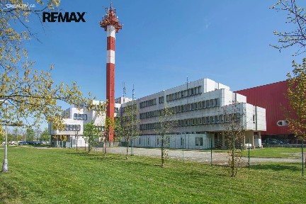 Pronájem kanceláře 315 m²