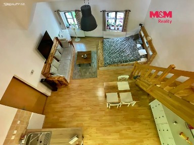 Pronájem bytu 1+kk 67 m²
