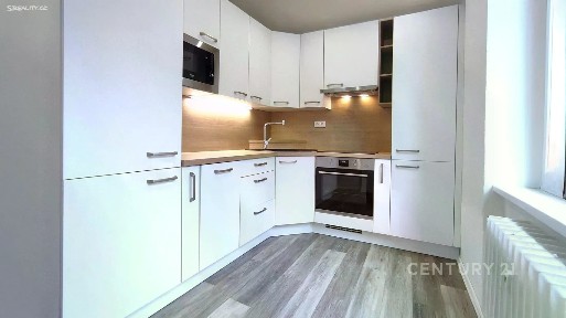 Pronájem bytu 3+1 66 m² Nížkovice