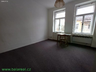Pronájem bytu 1+1 30 m² Pechova, Brno - Židenice