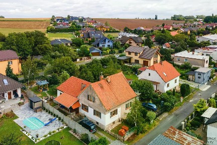 Prodej rodinného domu 160 m², pozemek 1008 m² Miskovice - Přítoky