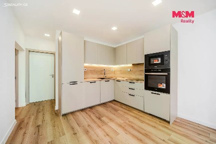 Prodej bytu 3+kk 66 m² Josefa Skupy, Ostrava - Poruba