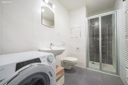 Pronájem bytu 1+kk 29 m² Východní, Pardubice - Pardubičky