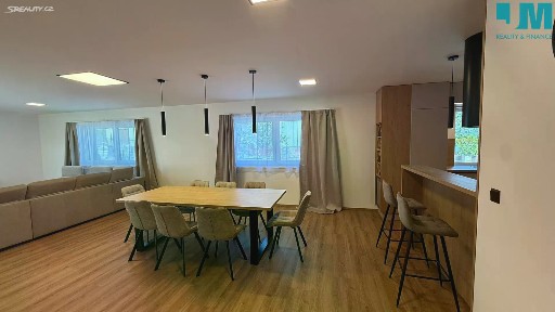 Prodej rodinného domu 180 m², pozemek 1352 m² Budišov