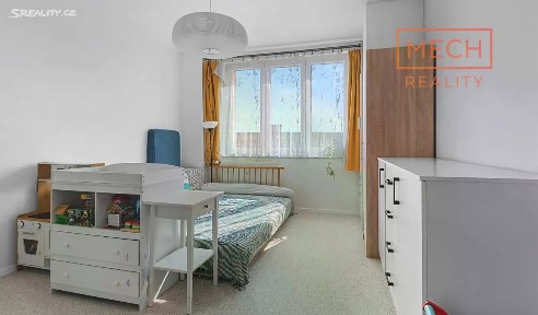Pronájem bytu 3+1 76 m² Zahradní, Chomutov
