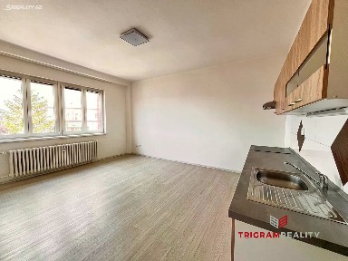Pronájem bytu 3+kk 77 m² Břetislavova, Hradec Králové - Pražské Předměstí