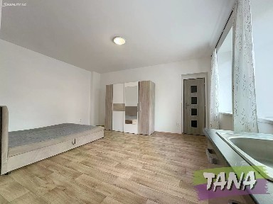 Pronájem bytu 1+kk 28 m² Vítězná - Kocléřov
