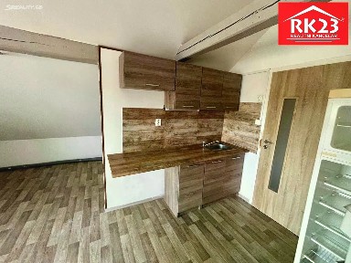 Pronájem bytu 1+kk 45 m² Cheb - Střížov
