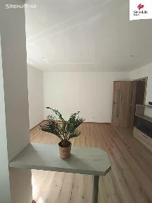 Pronájem bytu 2+kk 38 m² Božičany
