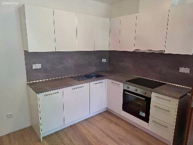Pronájem bytu 2+kk 56 m² Přáslavice