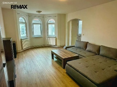 Pronájem bytu 2+1 66 m² K Parku, Nupaky
