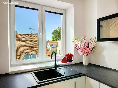 Pronájem bytu 2+kk 42 m² Lidická, Roztoky