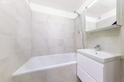 Pronájem bytu 1+1 45 m² Andrštova, Praha - Libeň