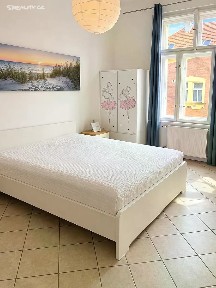 Pronájem bytu 2+kk 43 m² Kubova, Praha - Karlín