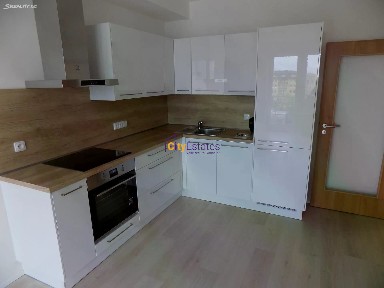 Pronájem bytu 1+kk 42 m² Vítové, Praha - Hlubočepy