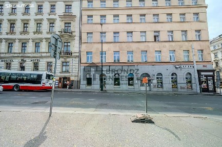 Pronájem obchodního prostoru 101 m²