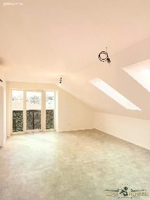 Prodej bytu 3+kk 82 m² Křemenská, Pardubice - Svítkov
