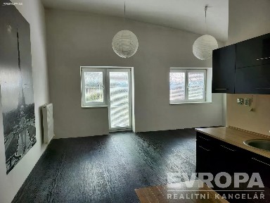 Prodej bytu 2+kk 69 m² Nádvorní, Liberec - Liberec VI-Rochlice