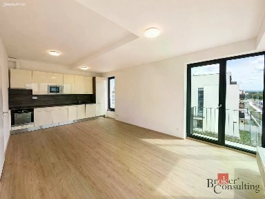 Pronájem bytu 2+kk 57 m² Železná, Plzeň - Jižní Předměstí