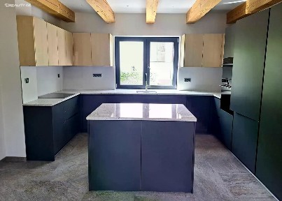 Pronájem rodinného domu 166 m², pozemek 437 m² V uličkách, Praha - Nebušice