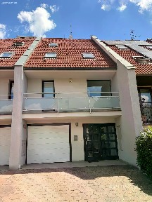Pronájem vícegeneračního domu 258 m², pozemek 185 m²