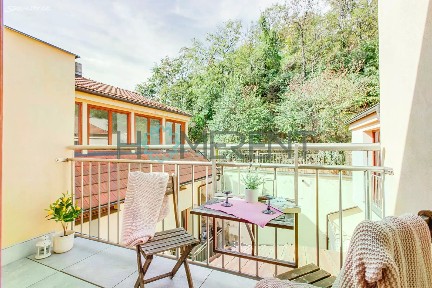 Pronájem bytu 4+kk 87 m² Radlická, Praha - Smíchov