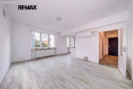 Pronájem bytu 2+kk 53 m² Nad ostrovem, Praha - Podolí