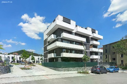 Pronájem bytu 3+kk 77 m²