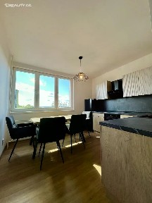 Pronájem bytu 1+1 38 m²