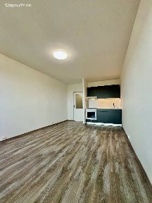 Pronájem bytu 1+kk 28 m² Čujkovova, Ostrava - Zábřeh
