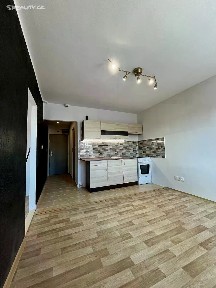 Pronájem bytu 1+1 31 m² Nádražní, Ostrava - Moravská Ostrava