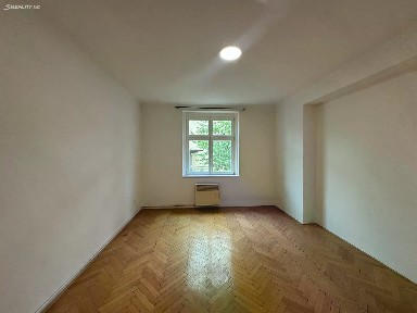 Pronájem bytu 2+kk 48 m² Velvarská, Praha - Dejvice