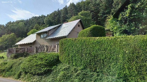 Prodej chalupy 170 m², pozemek 13000 m² Klokočí