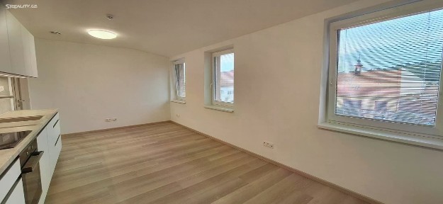 Pronájem bytu 2+kk 52 m² náměstí Svobody, Bučovice