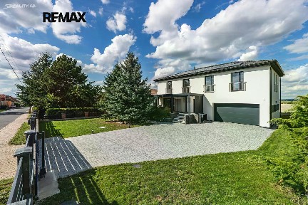 Prodej rodinného domu 329 m², pozemek 1034 m² Sluhy