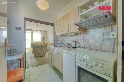 Prodej bytu 2+1 47 m² Kozmíkova, Praha - Hostivař