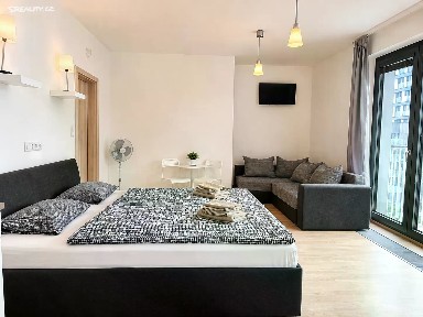 Prodej bytu 1+kk 37 m² Olšanská, Praha - Žižkov
