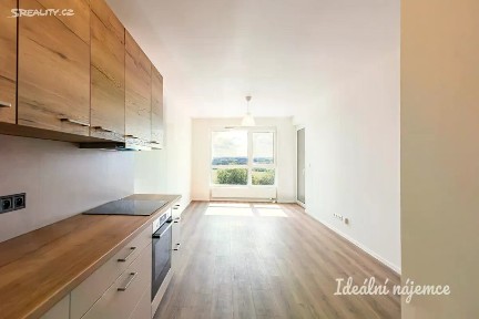 Pronájem bytu 2+kk 49 m² Arnošta Valenty, Praha - Černý Most