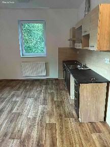 Pronájem bytu 4+kk 82 m²