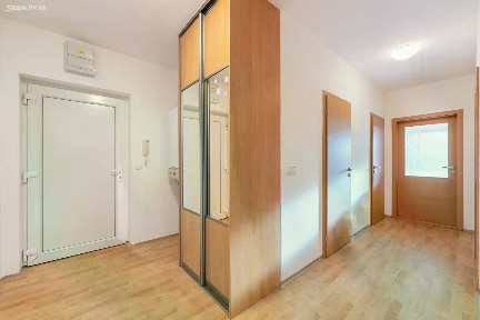 Pronájem bytu 2+kk 54 m² Moutnická, Brno - Slatina