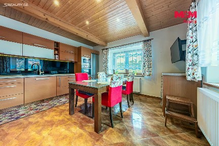 Prodej rodinného domu 203 m², pozemek 557 m² Bojanovice - Malá Lečice