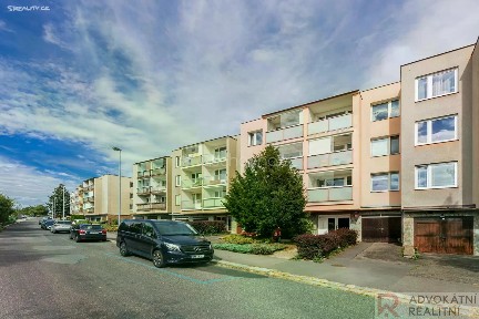 Prodej bytu 2+1 65 m² Na křivce, Praha - Michle