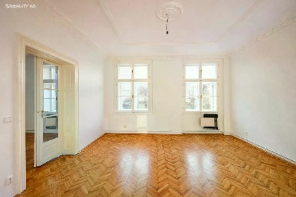 Prodej bytu 2+1 94 m² Karlínské náměstí, Praha - Karlín